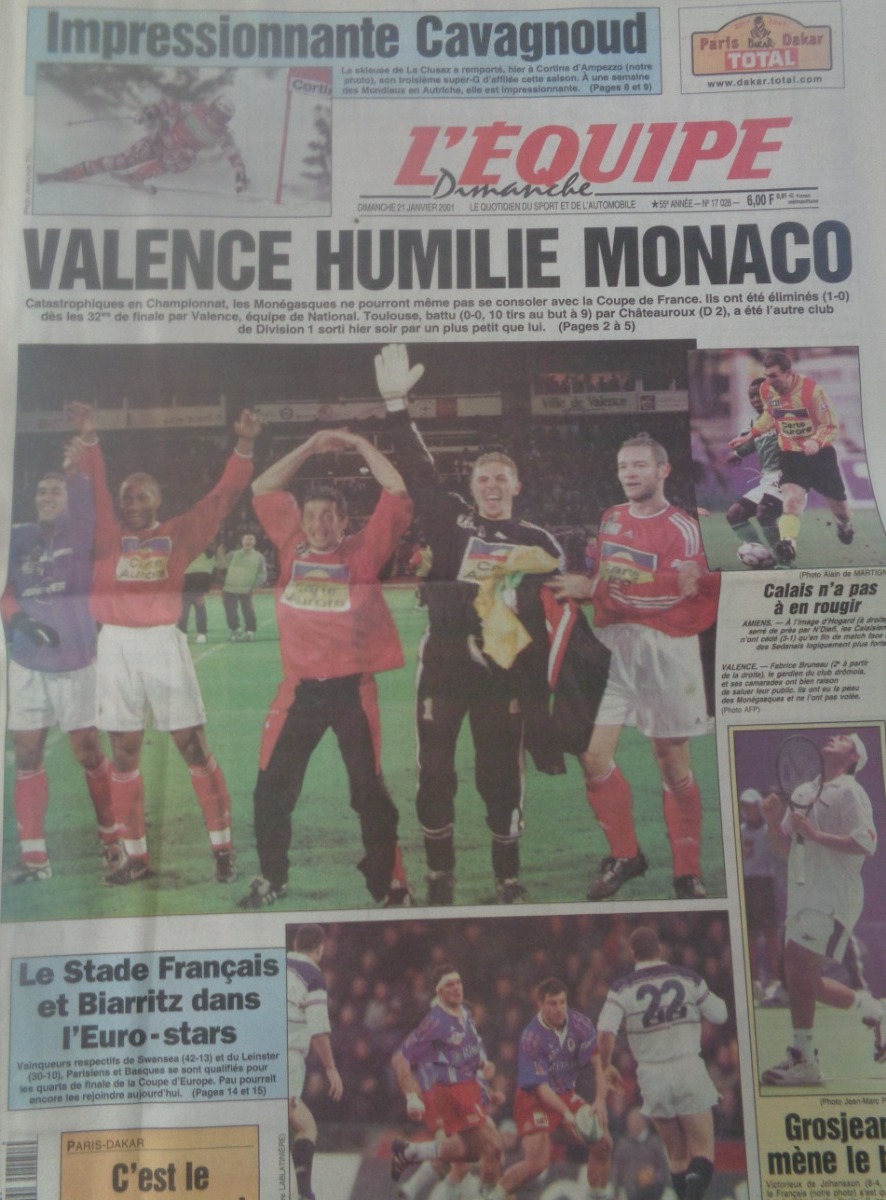 Journal l'équipe 21/01/2001 Valence humilie Monaco - Coupe de France - Football - Journal L'Équipe authentique - Revue Vintage
