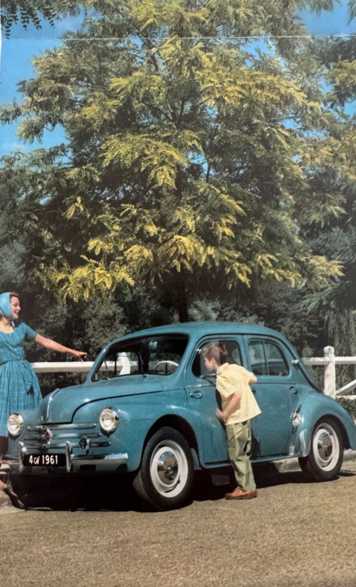 Catalogue Renault 4 CV - 1961 - Vue 4 - Auto