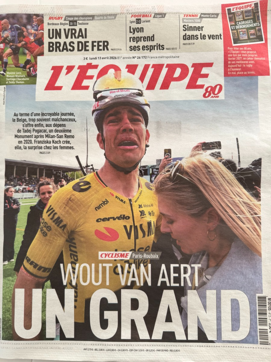 Journal l'équipe 13/04/2026 Van Aert remporte le Paris Roubaix - Supp Rugby - Vue 2 - Journal L'Équipe